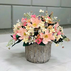 אגרטלים ופרחים