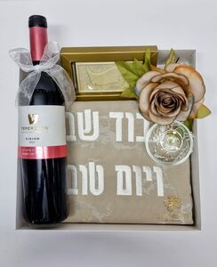 מפית לחלות בקופסא