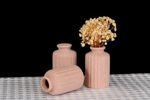 אגרטל מיני ורוד (ללא מילוי)